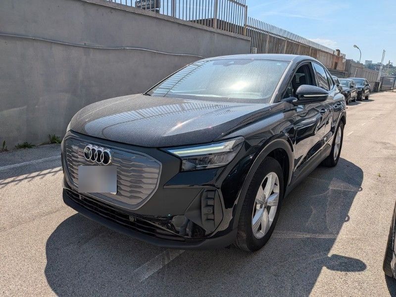 Audi Q4 e-tron Sportback 45 Navi ACC PDC SHZ Alu19