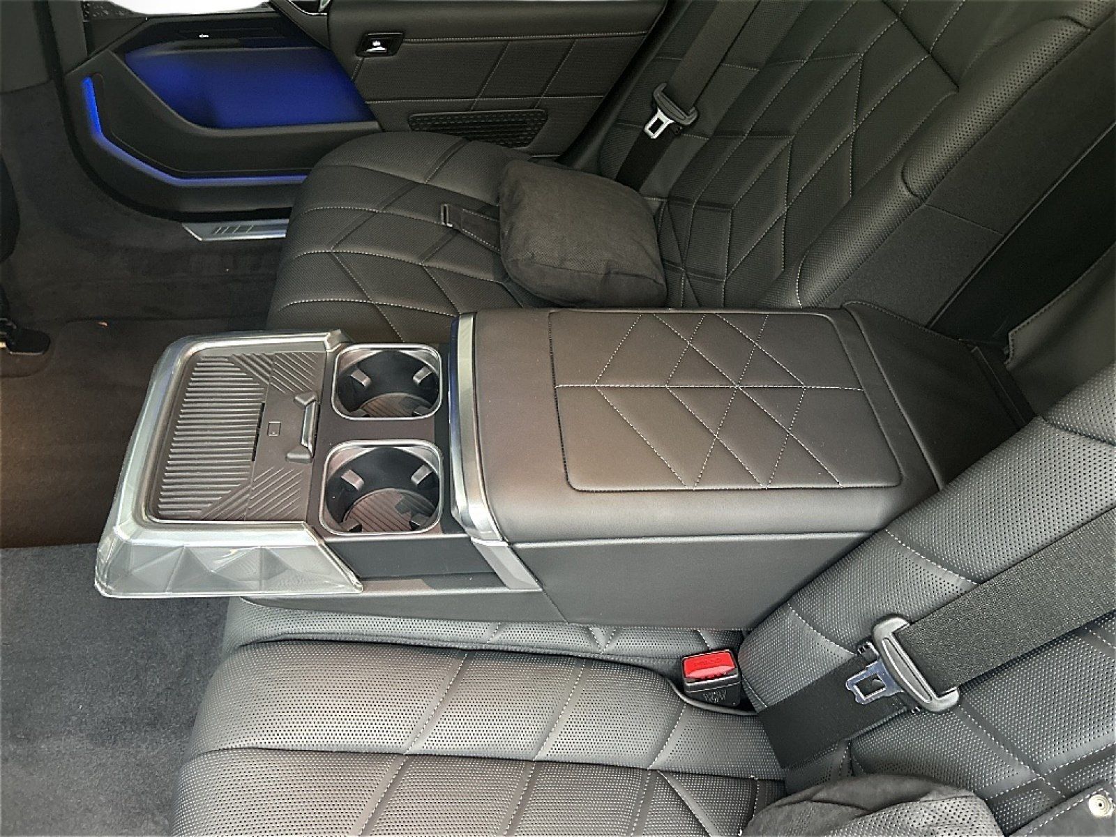 BMW 740 - Bild 23