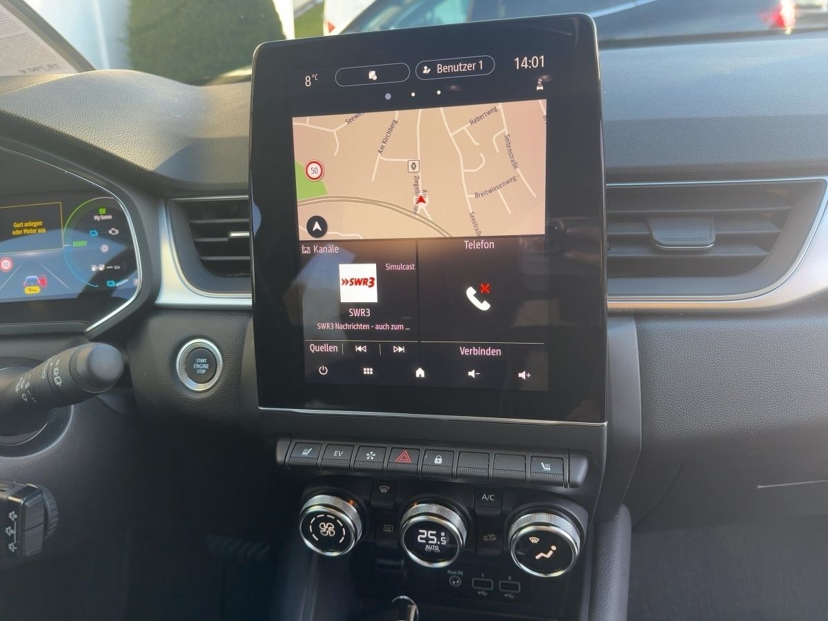 Fahrzeugabbildung Renault Captur INTENS Plug-in 160 AHK