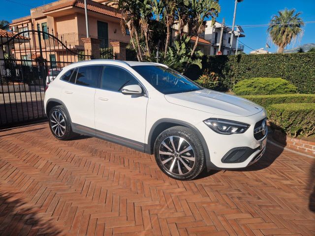 MERCEDES-BENZ Mercedes-benz GLA 200 d Automatic Sport