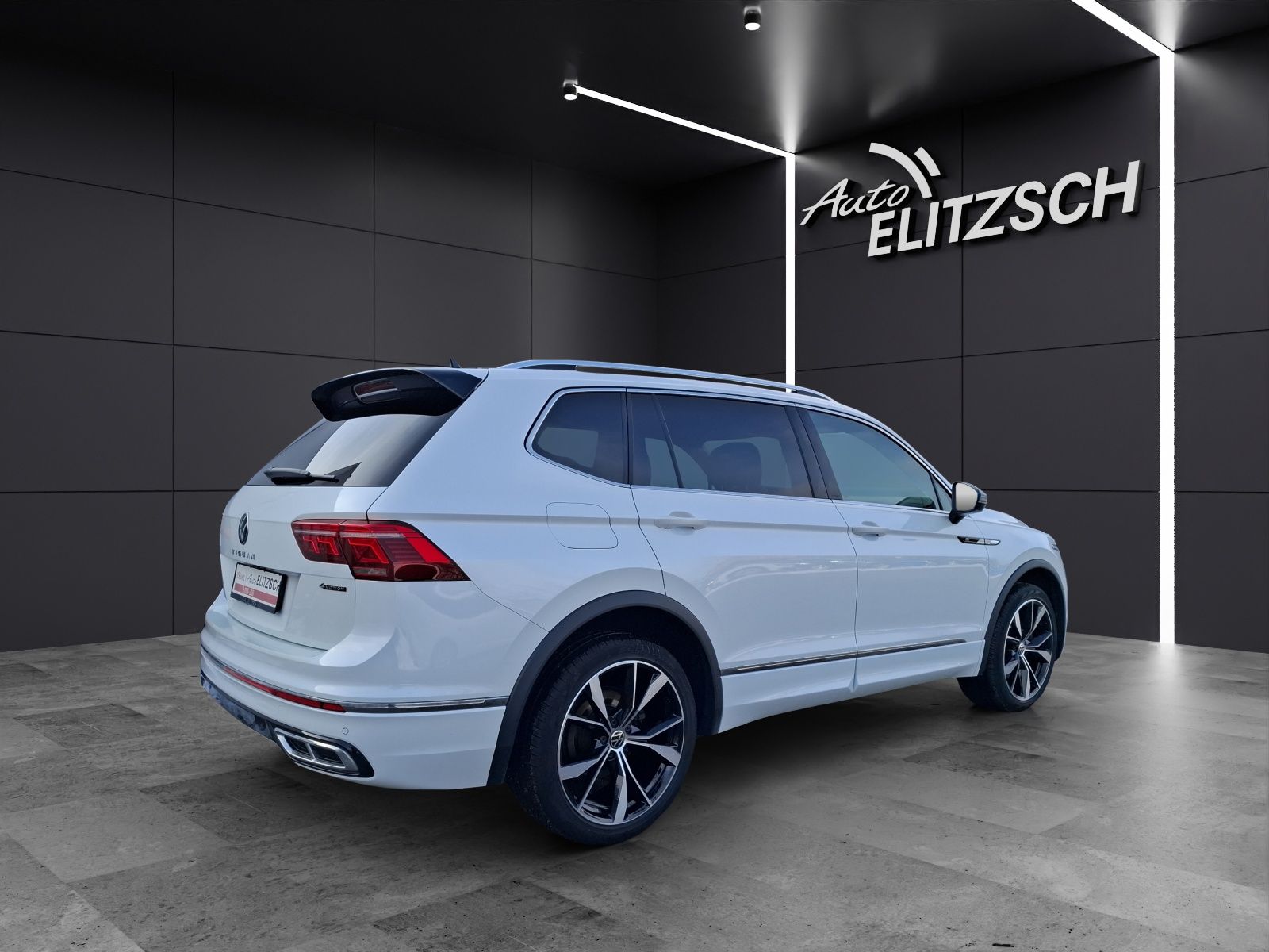 Fahrzeugabbildung Volkswagen Tiguan Allspace TDI R-Line DSG 4M Matrix Navi Pa