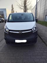 Opel Vivaro - Opel Vivaro in Wiesbaden