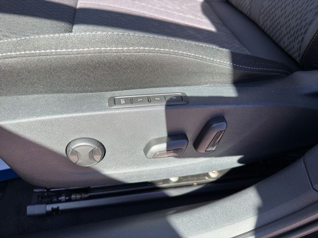 Octavia Combi PDC SHZ LEDER NAVI ACC HUD LED