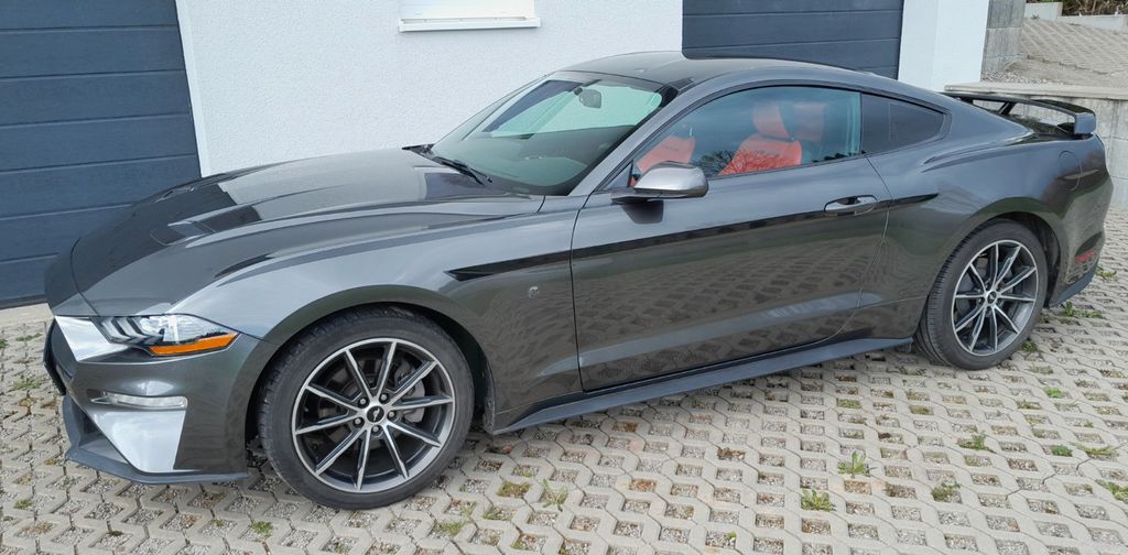 Image of Ford Mustang