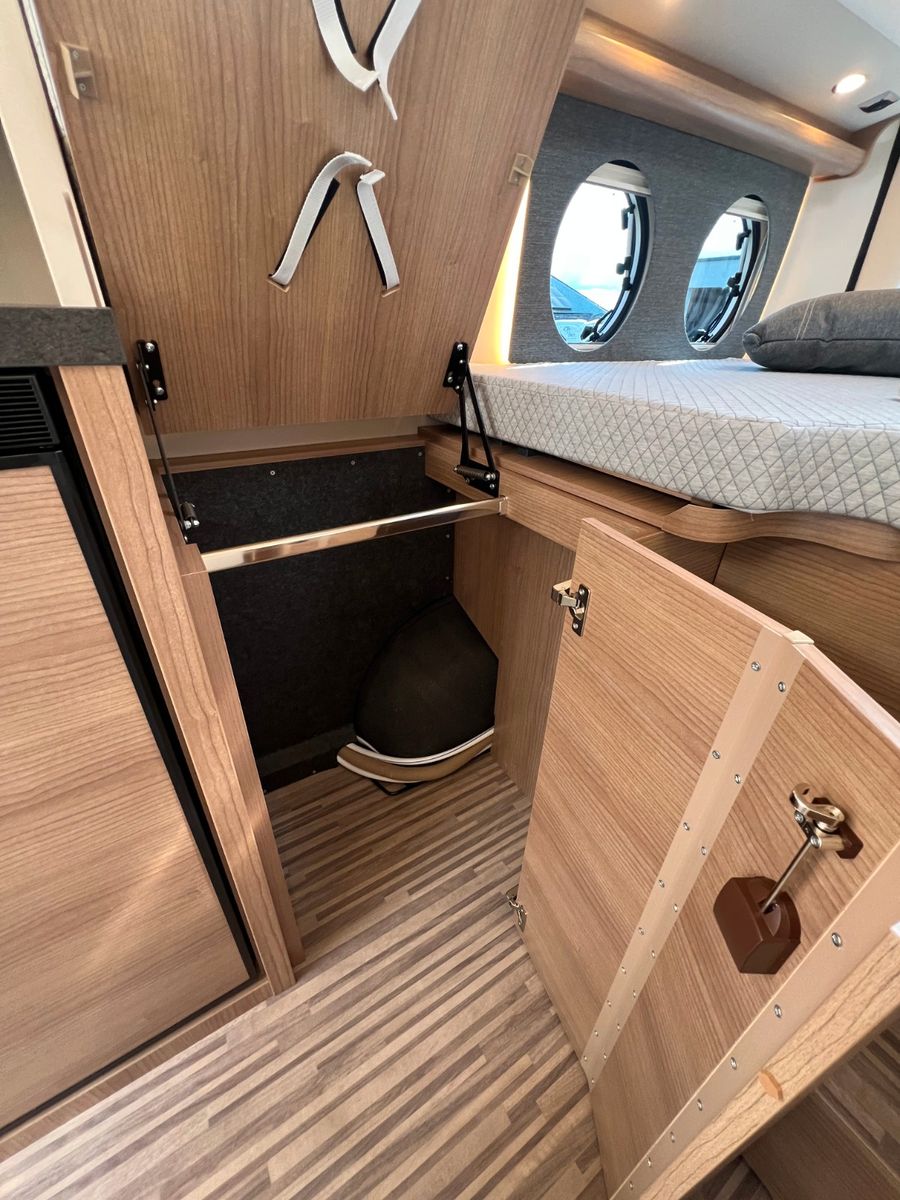 Fahrzeugabbildung Malibu Van diversity GT skyview 640 LE KE