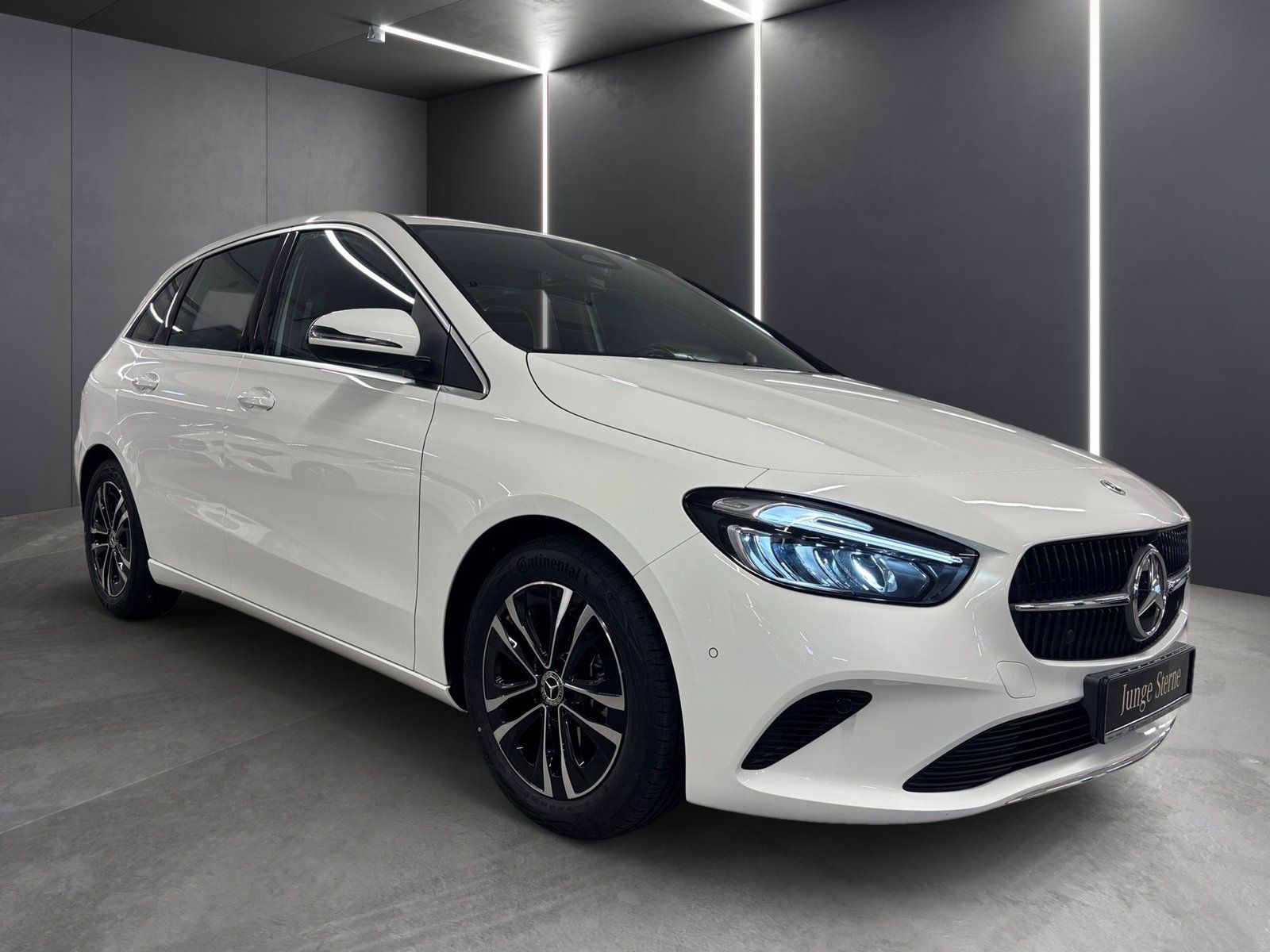 Fahrzeugabbildung Mercedes-Benz B 200 Progressive*AHK*LED*Kamera*EasyPack*Wides*