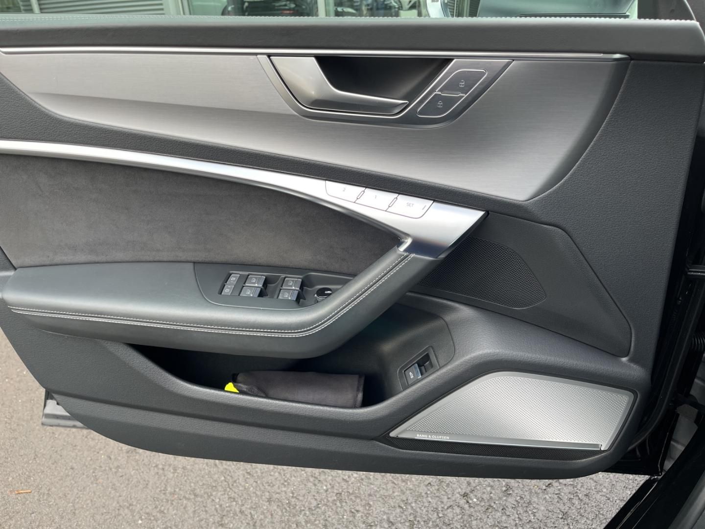 Fahrzeugabbildung Audi S7 Sportback 3.0 TDI quattro AHK Tour Stadt Park