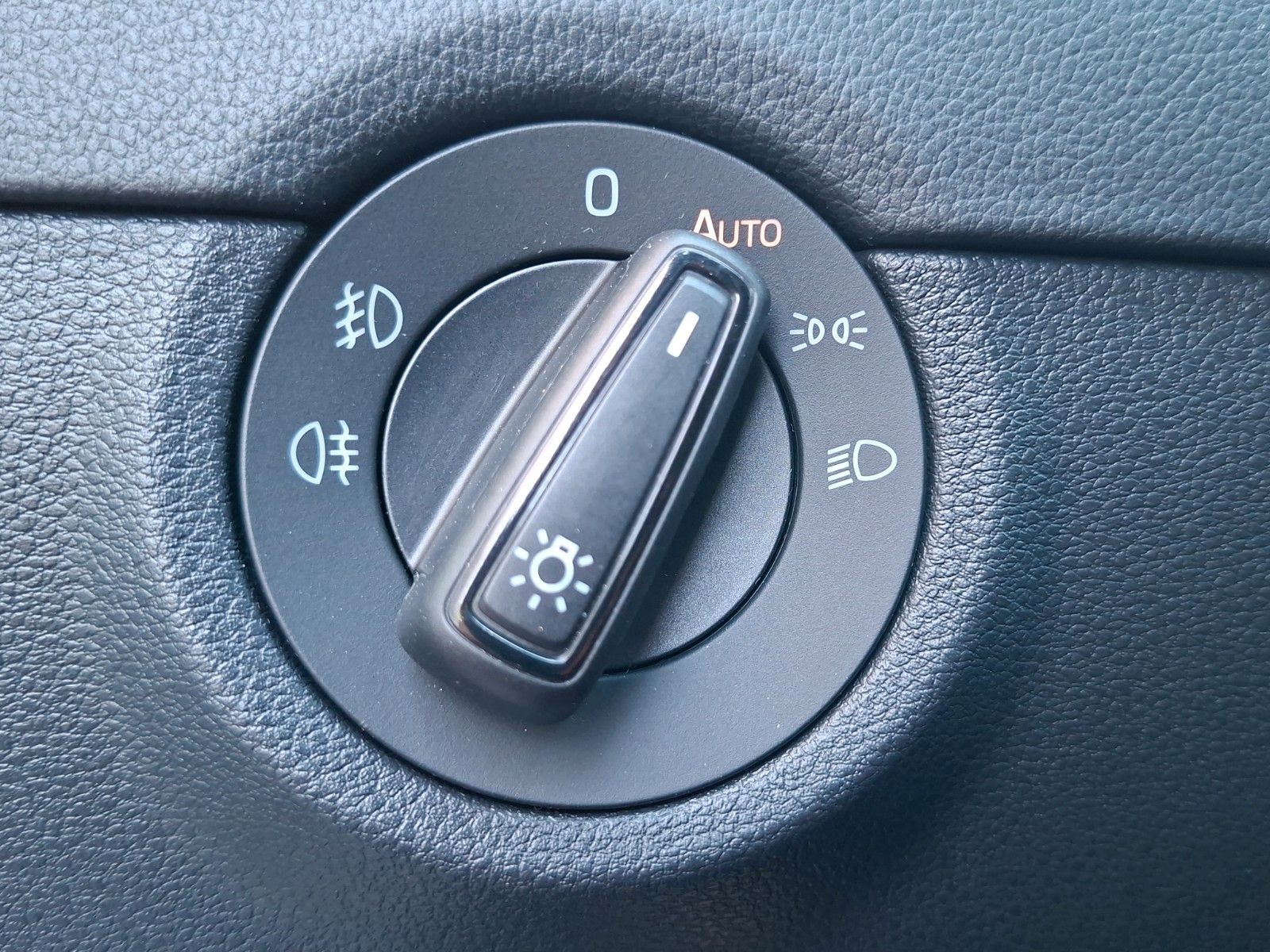 Fahrzeugabbildung SKODA 2.0 TSI*RS*DSG*SHZ*ACC*ViCo*Standheizung*