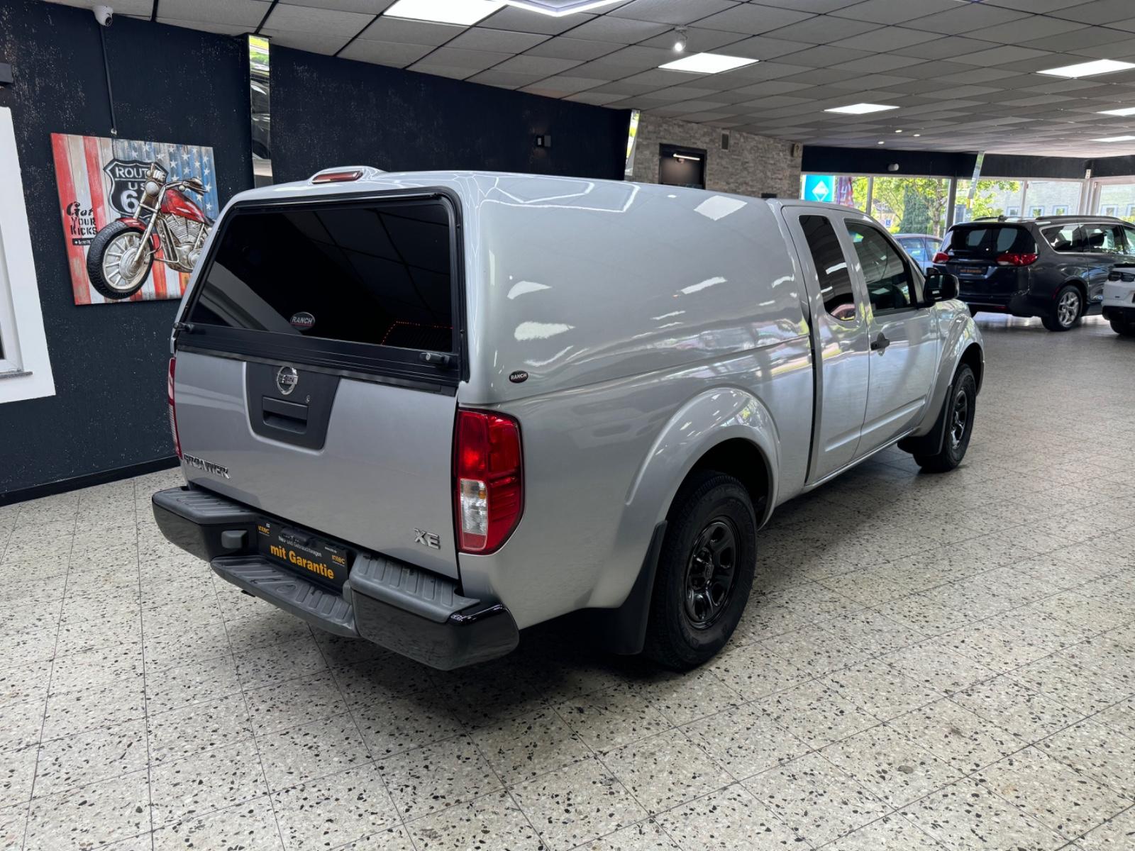 Nissan Frontier 2005 — photo 13