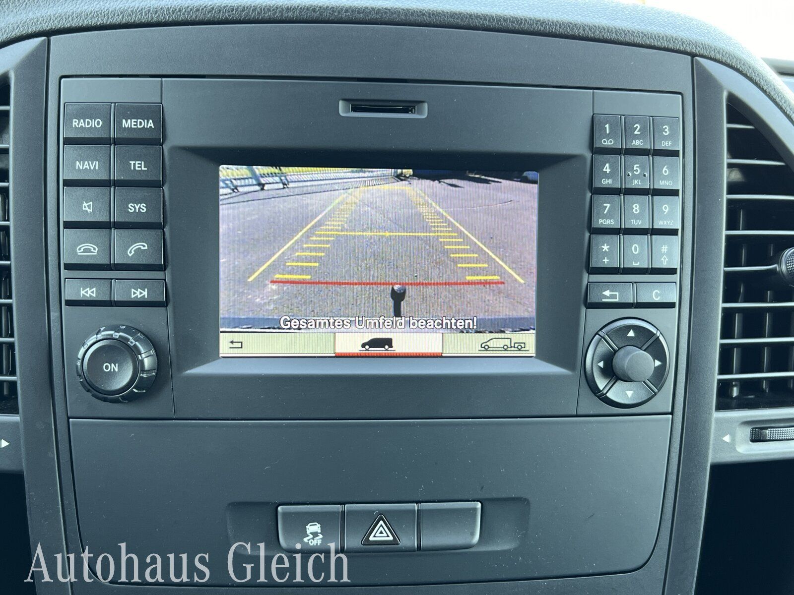 Fahrzeugabbildung Mercedes-Benz Vito 114 BlueTEC Mixto Lang Basic/Navi/Klima/R-C