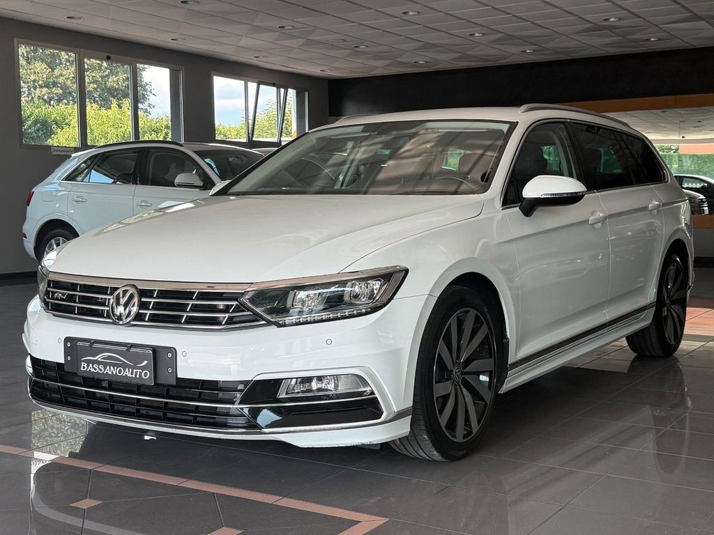 Image of Volkswagen Passat