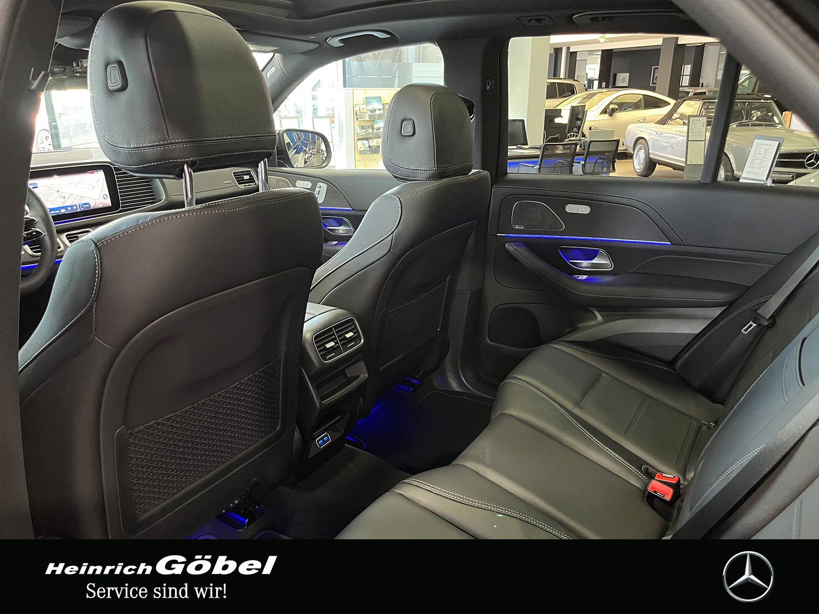 Fahrzeugabbildung Mercedes-Benz GLE 450 d 4M AMG+PANO+HUD+AHK+STANDHZ.+FAHRASSIS