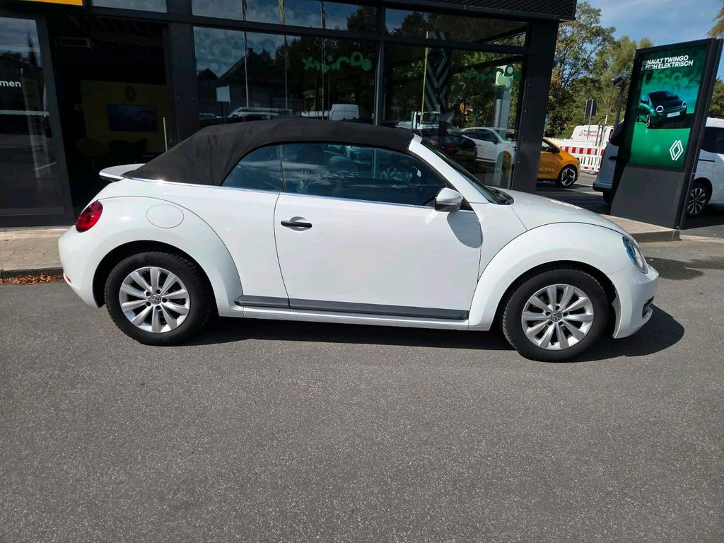 Image of Volkswagen Beetle