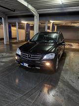 Mercedes-Benz ML 320 CDI 4MATIC - - Mercedes-Benz ML 320