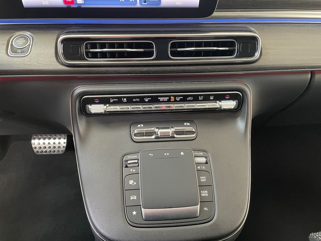 Fahrzeugabbildung Mercedes-Benz V 300 d STYLE lang 7 Sitze 2,5t AHK Sound 360°