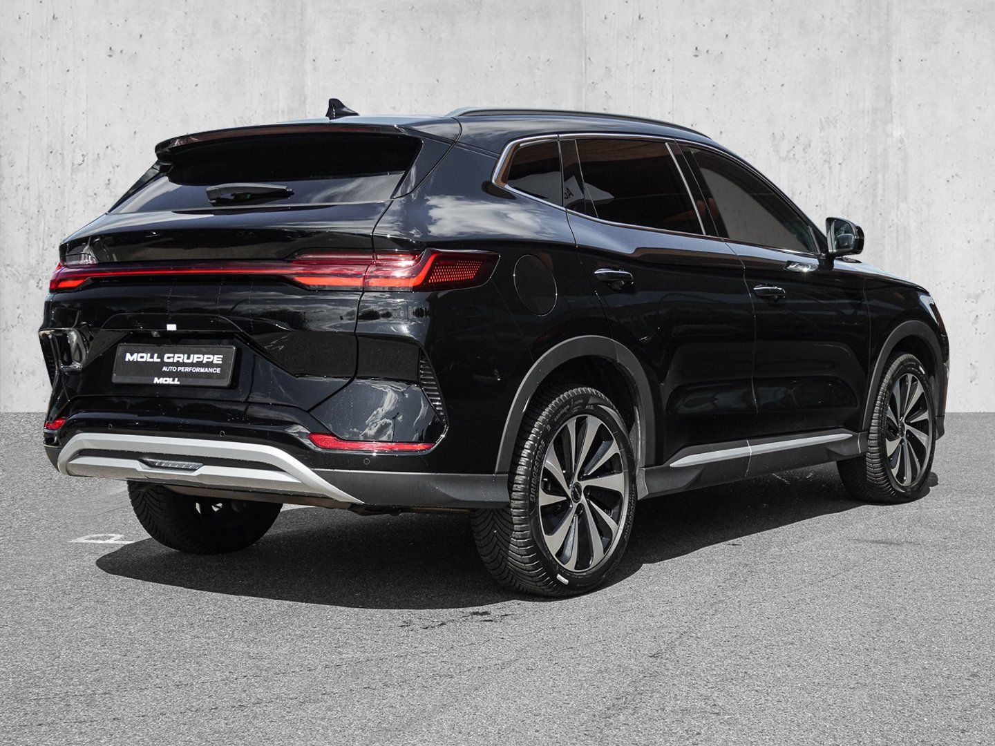 BYD SEAL U