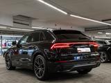 Audi Q8 50 TDI quattro S line Matrix Pano AIR HuD AHK - Audi Q8 in Stuttgart