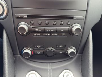 Nissan 370Z Pack Coupe °Navi°BOSE°Bi-Xenon°RFK°AAC°