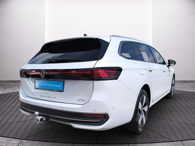 Fahrzeugabbildung Volkswagen Passat Variant 1.5 eTSI DSG Business LED ACC NAV