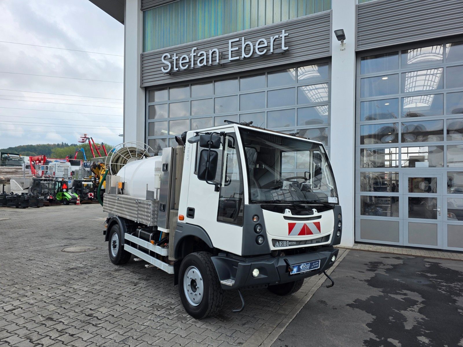 Fahrzeugabbildung Andere Aebi  Schmidt MT 750 Reinex 3m³ AHK