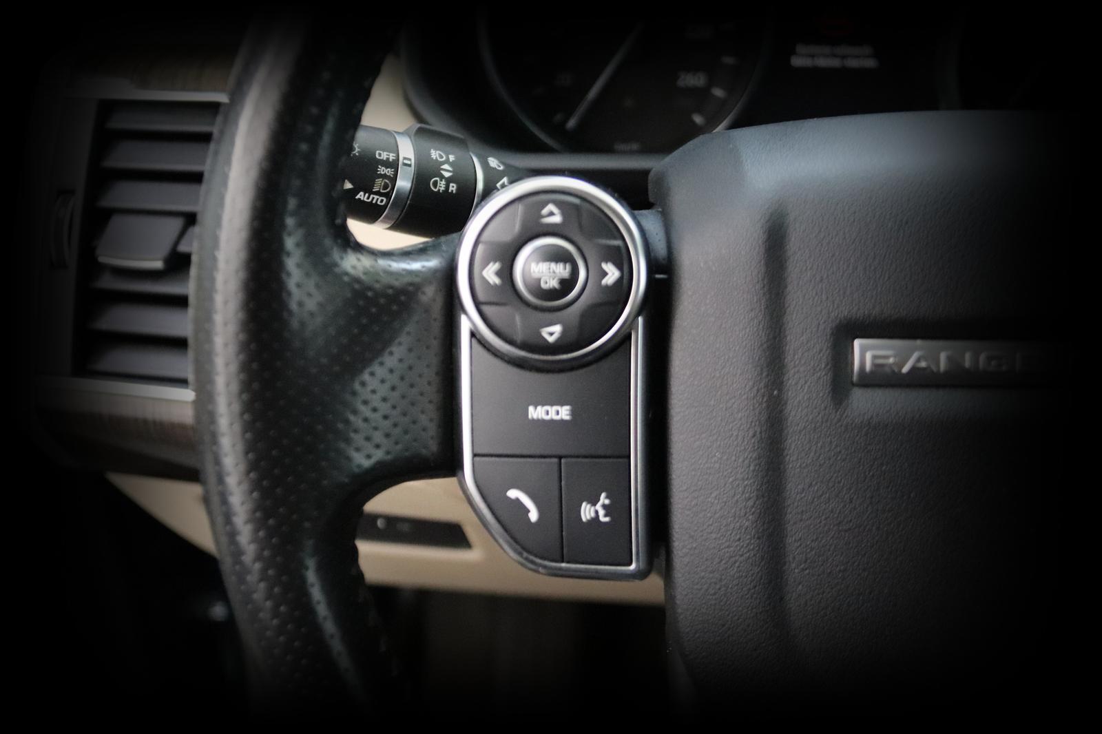 Land Rover Range Rover Sport SE*PANORAMA*NAVI*AHK*LUFT*