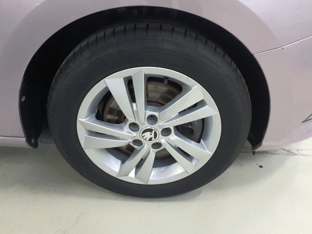 Skoda Fabia Style 1.0 TSI PDC*Tempo*Klima*SH