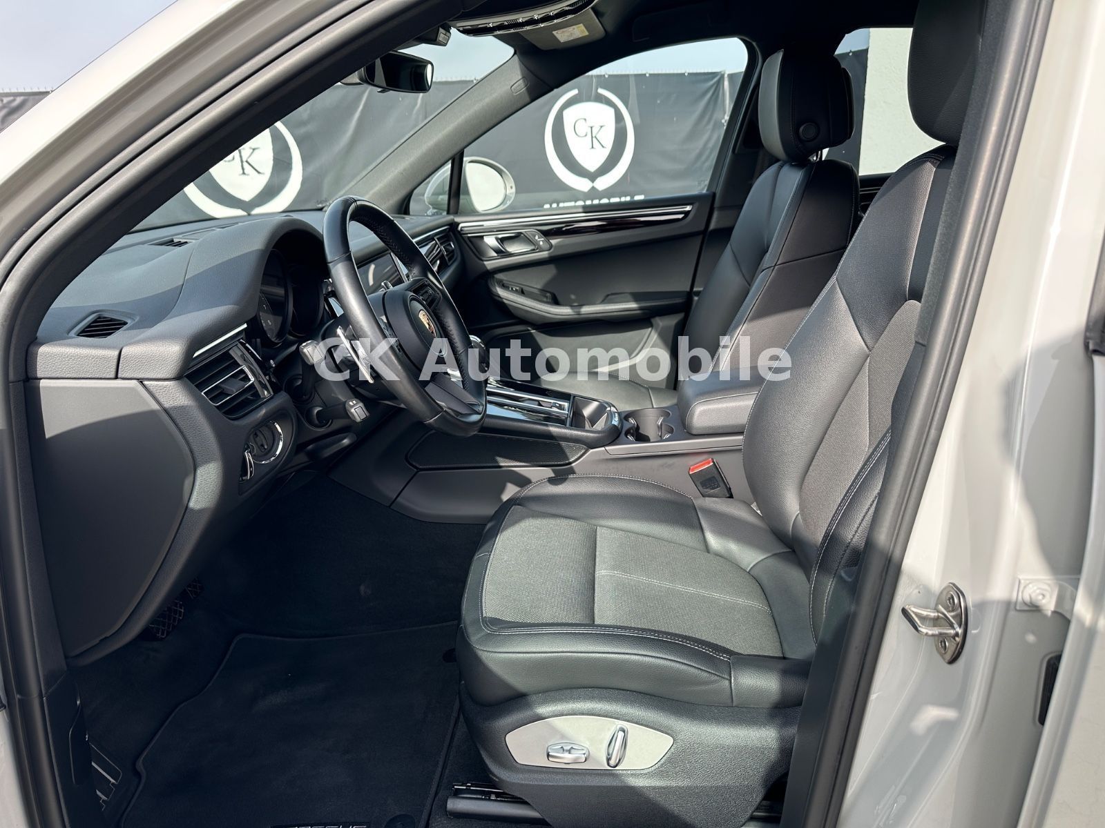 Fahrzeugabbildung Porsche Macan S Car Connect/Navi/LED/BOSE/Kamera/AHK