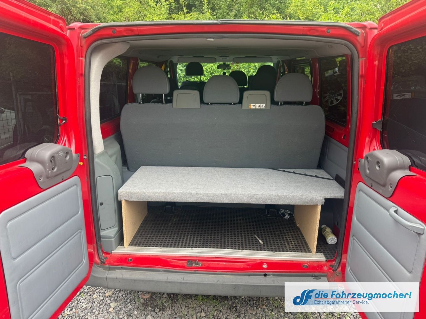 Fahrzeugabbildung Ford Transit Kombi 9.Si.*TOTALSCHADEN ohne Motor u.Ge