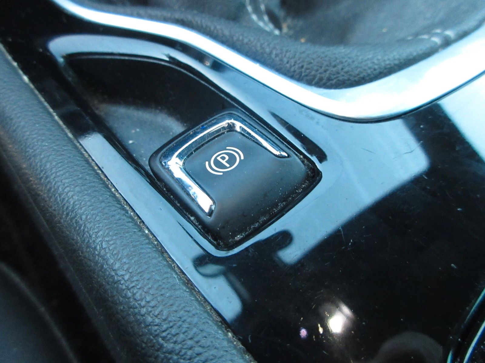 Fahrzeugabbildung Opel Insignia B ST  1.5D ELEG. LED/NAVI/SHZ/LHZ/PANO