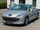 Peugeot 207 CC Cabrio-Coupe KLIMA/LEDER/SITZHEIZUNG - Peugeot 207 mit Anhängerkupplung