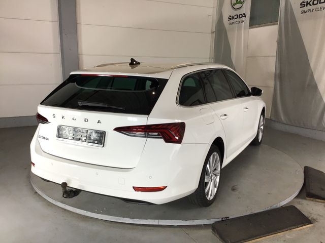 Fahrzeugabbildung Skoda Octavia 2.0 TDI Style Combi Navi/AHK/ACC/HUD/Mem
