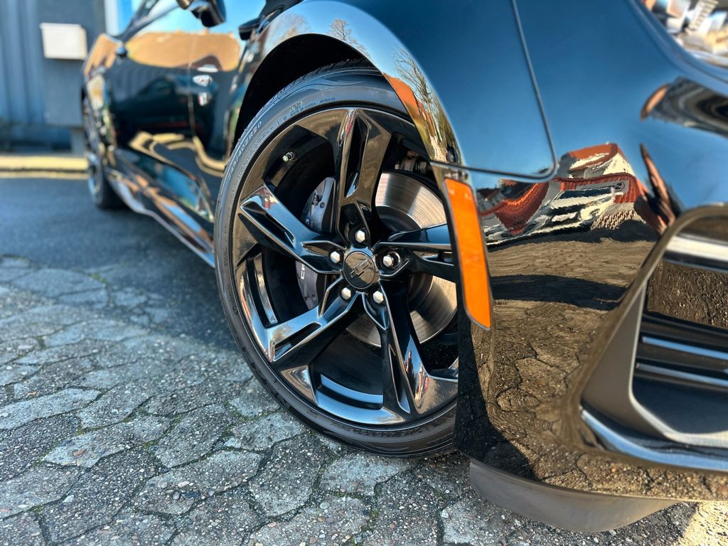 Chevrolet Camaro - Bild 3