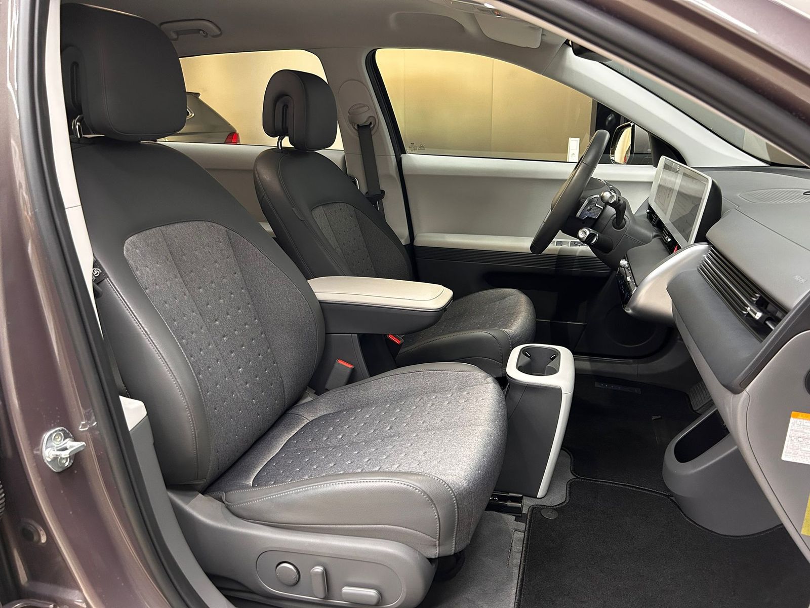 Fahrzeugabbildung Hyundai Ioniq 5 Techniq 4WD LED+NAVI+SHZ+ACC+DAB+WP+360°
