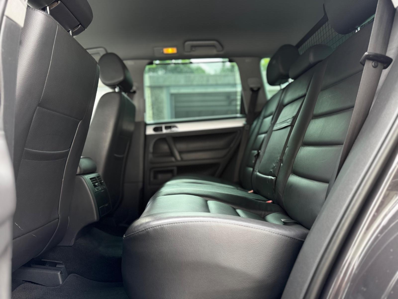 Volkswagen Touareg 3.0 V6 TDI | 239 ch | BVA | Cuir chauffant | Caméra de recul | Xénon adaptatif | GPS | Capacité de remorquage 3 500 kg