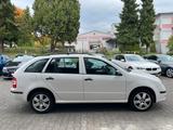 Skoda Fabia Combi 1.4 TSI SCHIEBEDACH KLIMA RADIO MP3 - Skoda Fabia aus 2007: Combi