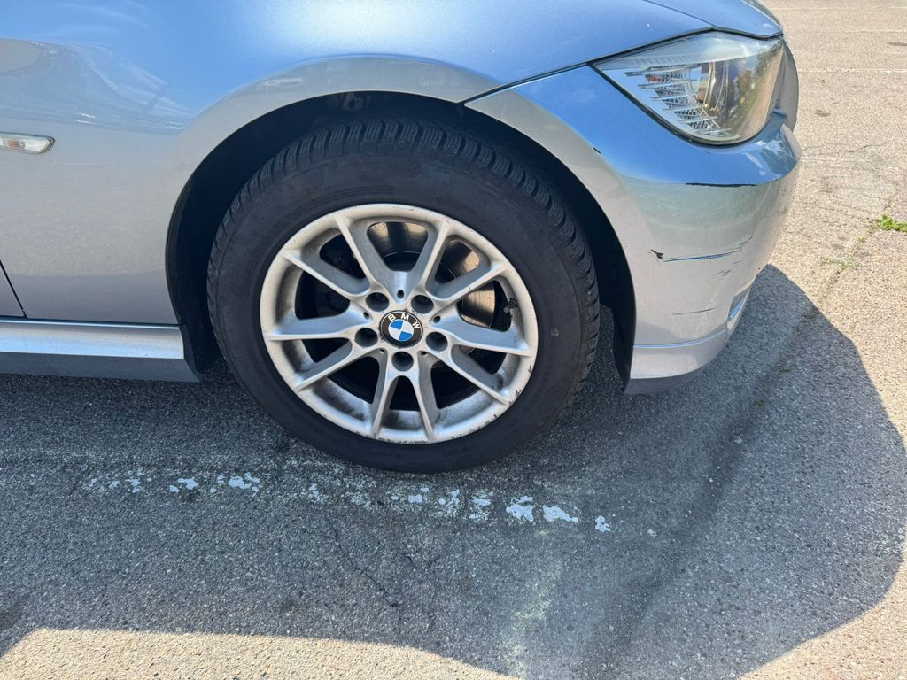 BMW 318 12