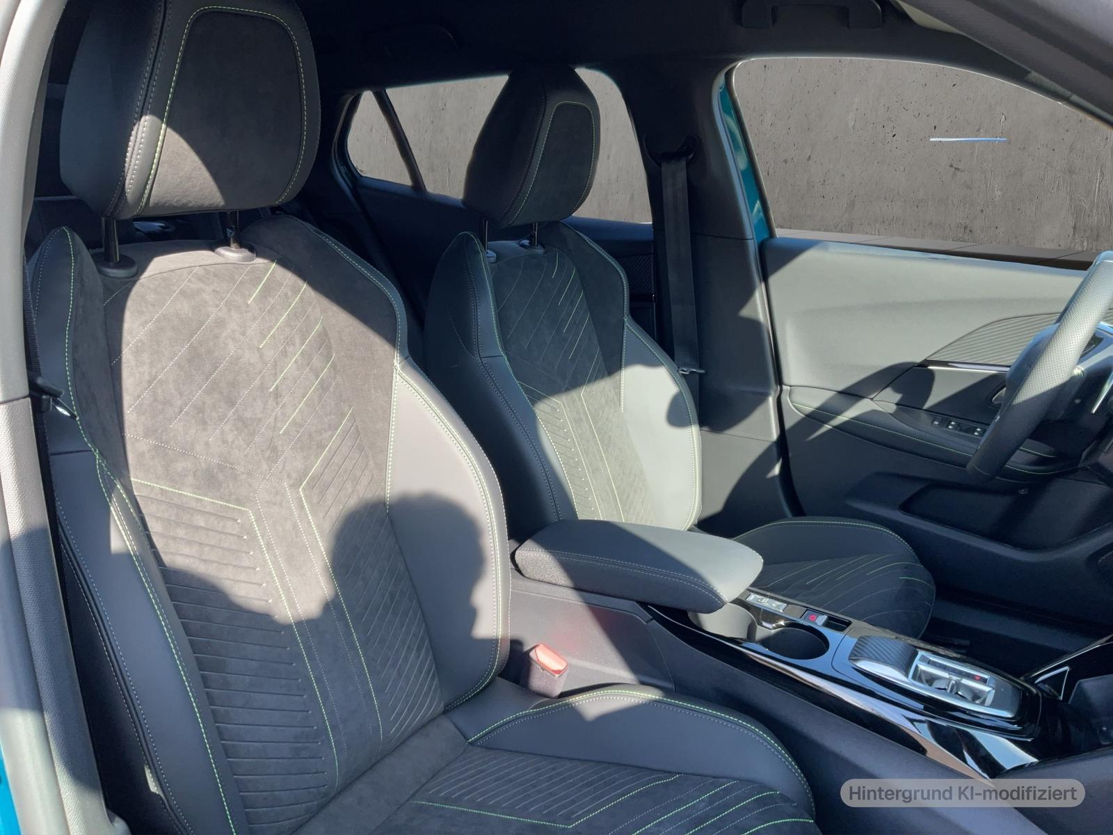 Peugeot 2008 GT PureTech 130 EAT8