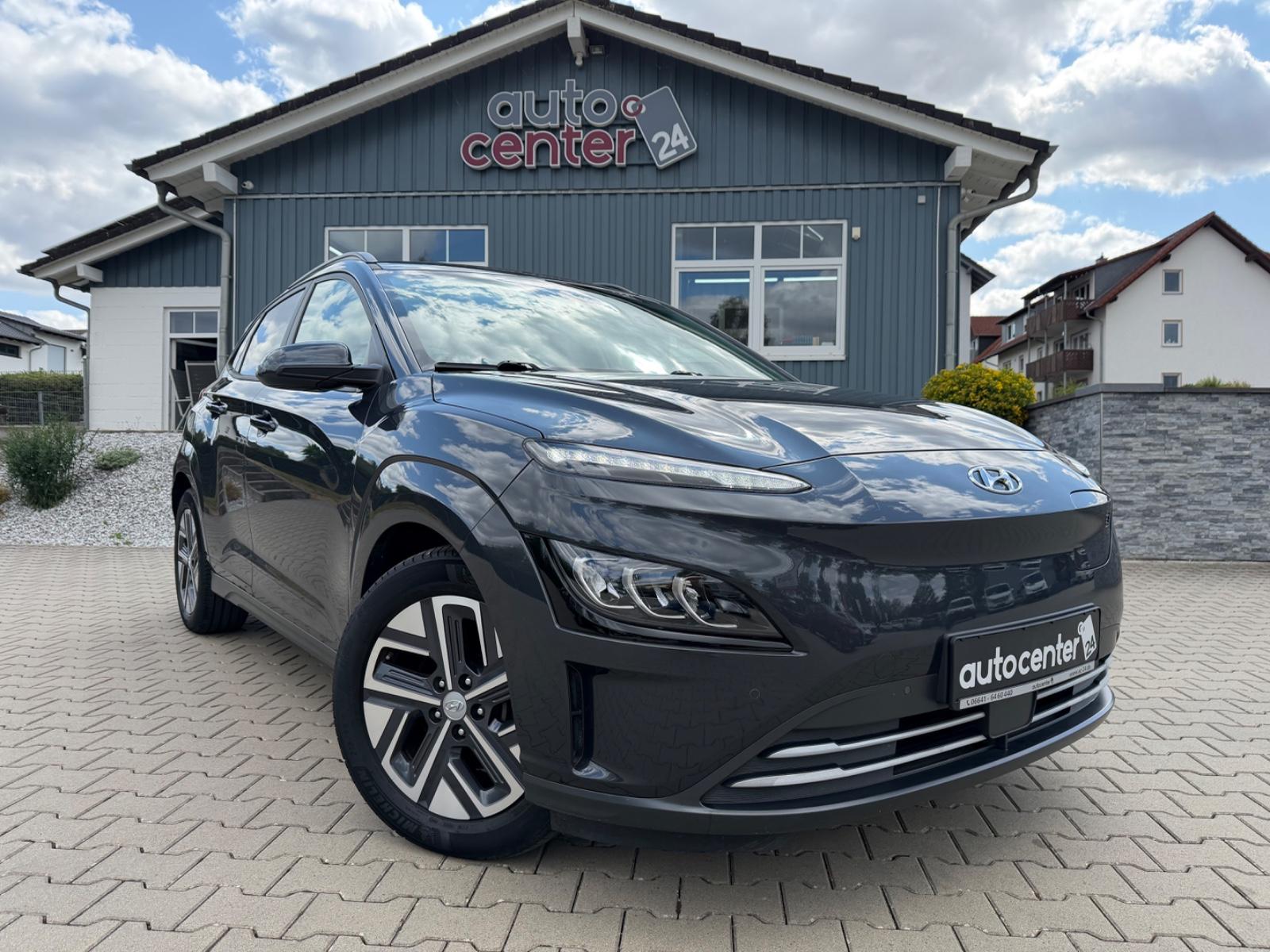 Hyundai Kona Elektro°64 kWh°AHK°Navi°Kamera°SOH 97%