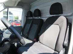 VW Crafter 50 2.0 TDI Koffer LR RWD Klima 3-Sitze VW Crafter 50 2.0 TDI Koffer LR RWD Klima 3-Sitze