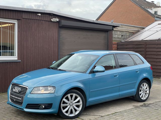 Audi A3 Sportback 1.6 Attraction KLIMAAUT. ALU PDC