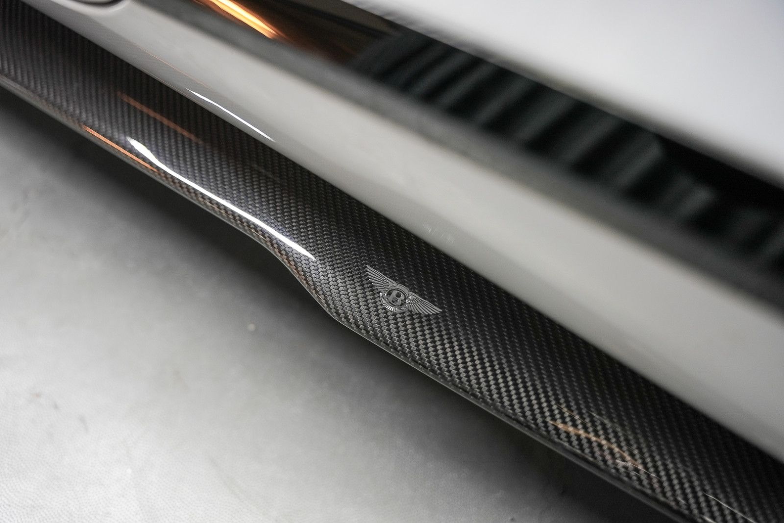 Fahrzeugabbildung Bentley Continental GTC 100years FirstEdition W12 CARBON