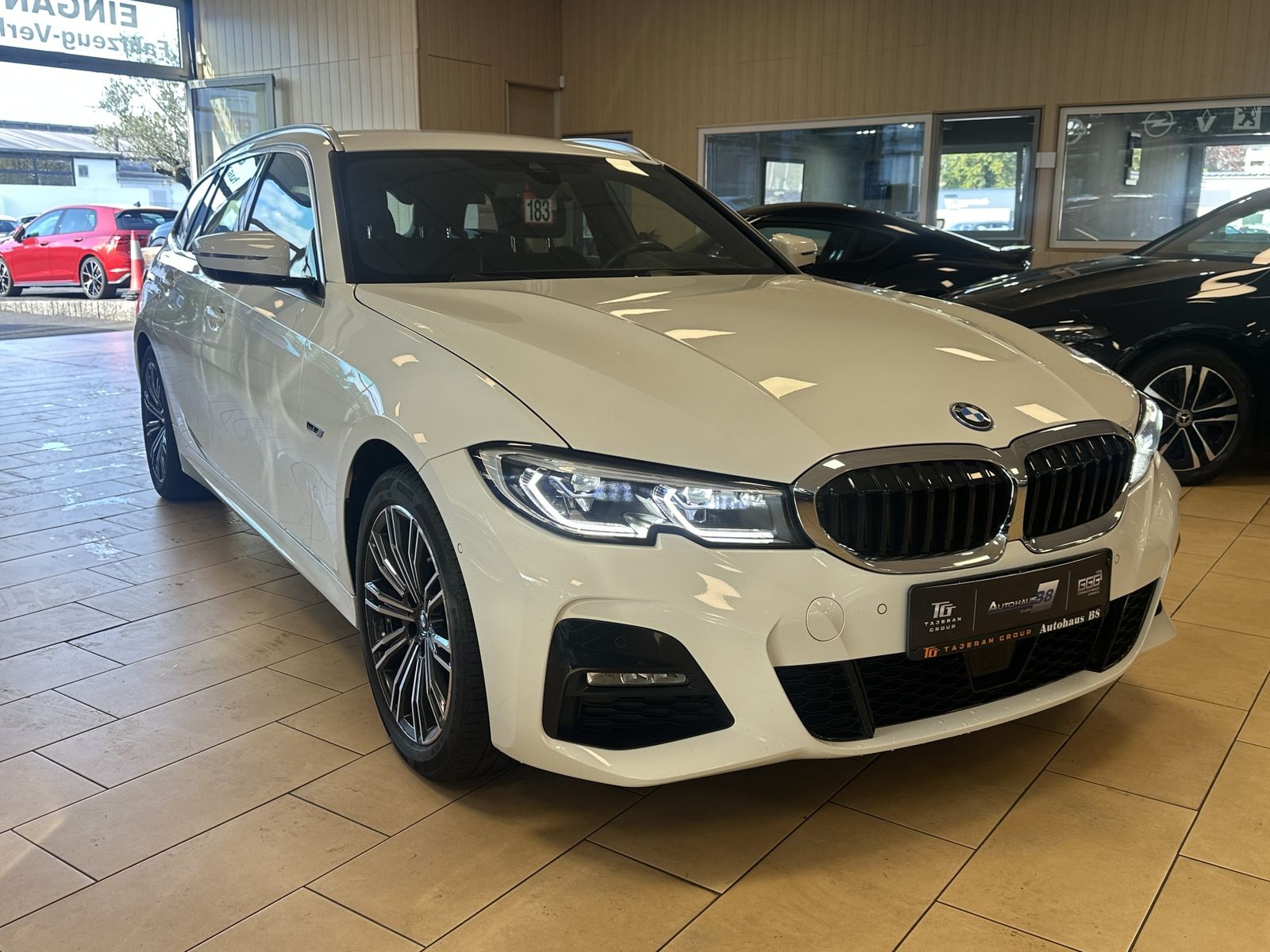 BMW 330 xDrive*M Sport*AHK*ACC*HUD*Cam*HiFi*Laser*1H imagem 3