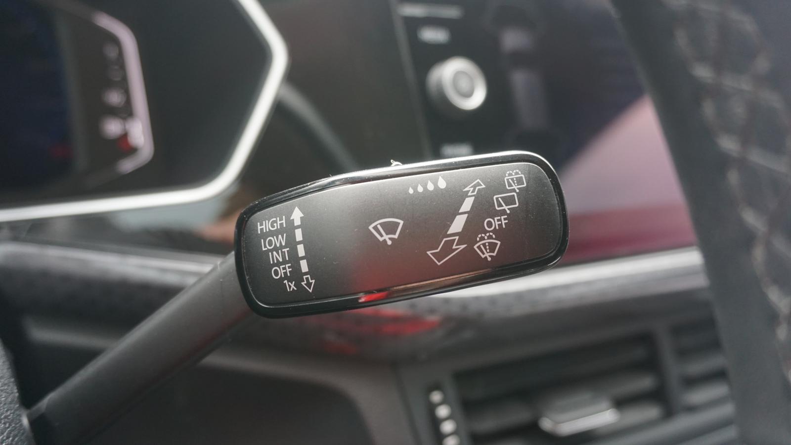 Volkswagen T-Cross 1.0 R-Line LED Navi ACC App Connect PDC, миниатюра 16