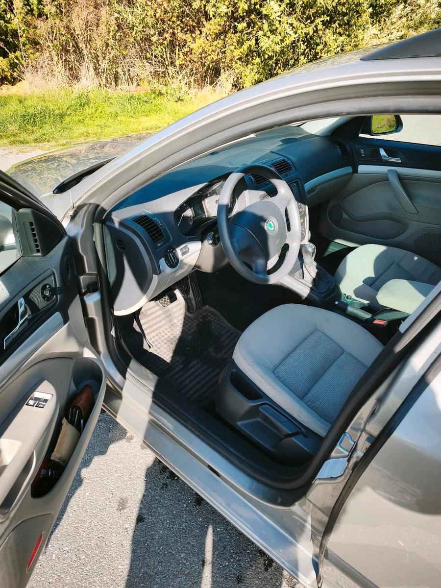 Skoda Octavia 2006 — photo 7