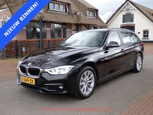 BMW 330 3-serie Touring 330i NAVI / TREKHAAK / FULL-