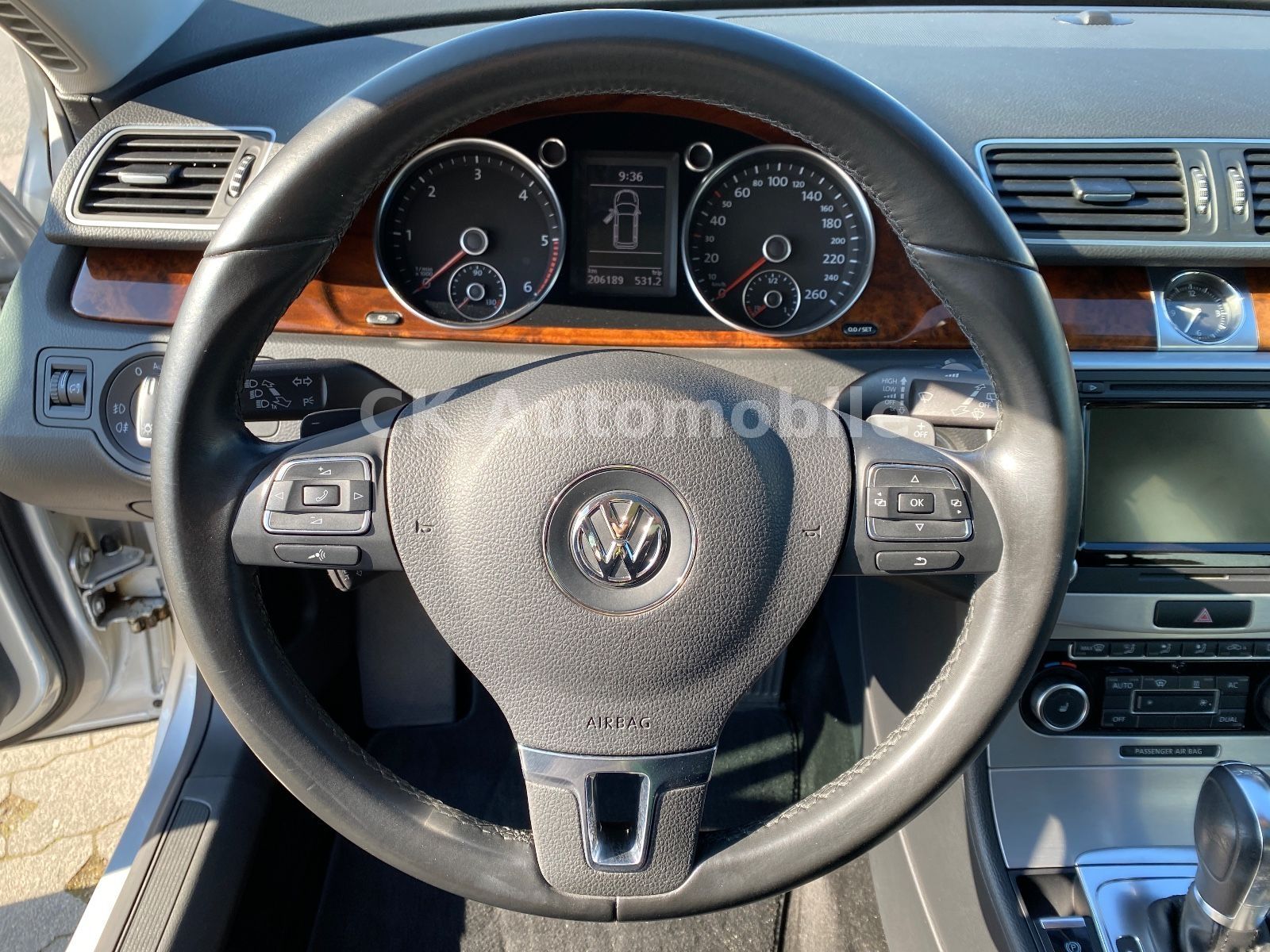 Fahrzeugabbildung Volkswagen Passat Variant Comfortline BM/DSG/Navi/Bi-Xenon