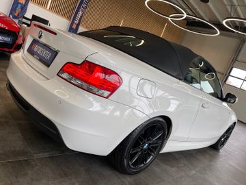 BMW 118i Cabrio*M-PAKET*NAVI*PDC*SHZ*XENON*