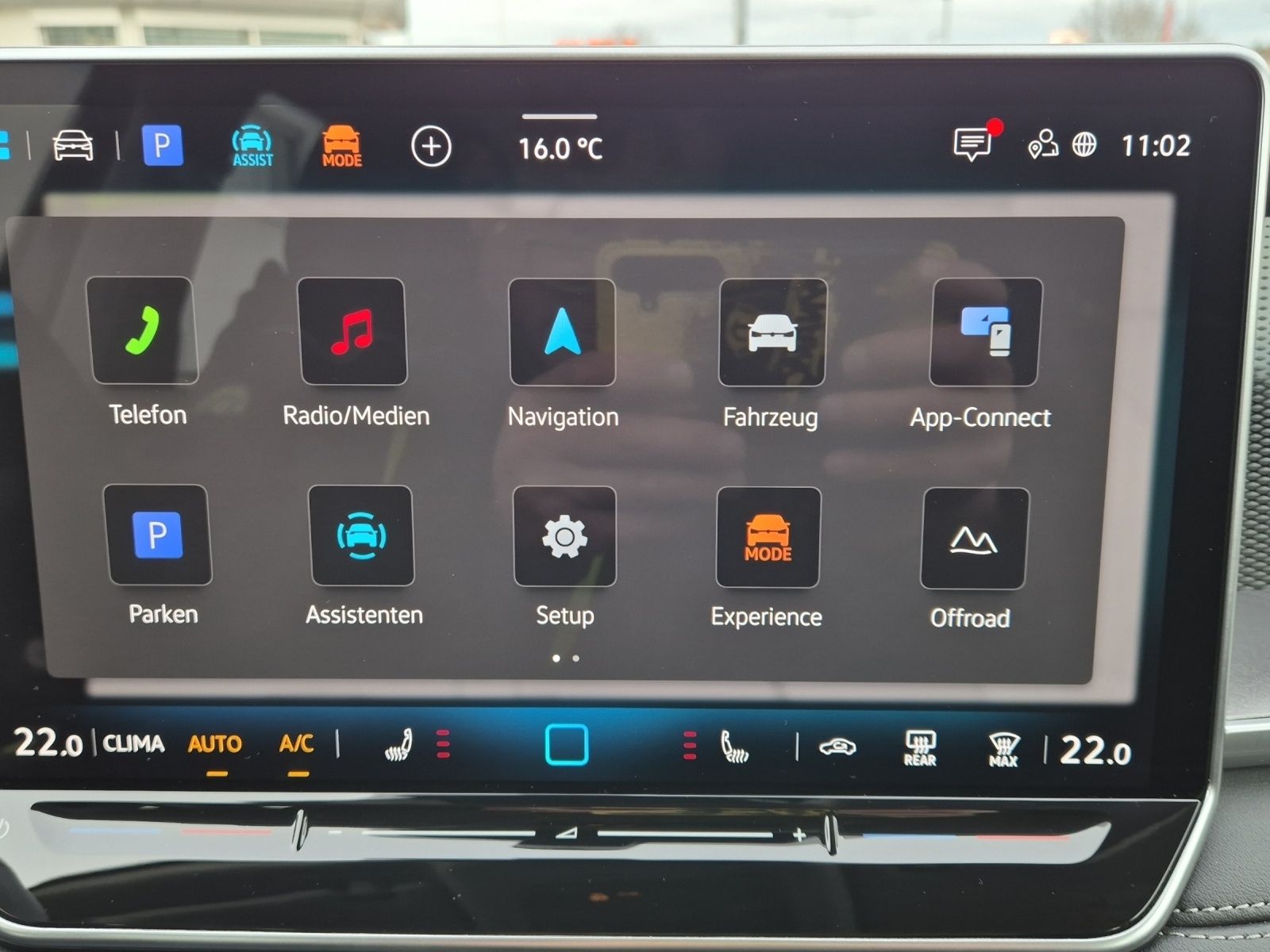 Fahrzeugabbildung Volkswagen Tayron TDI Life DSG 4M Matrix 7-Si. AHK Navi AID
