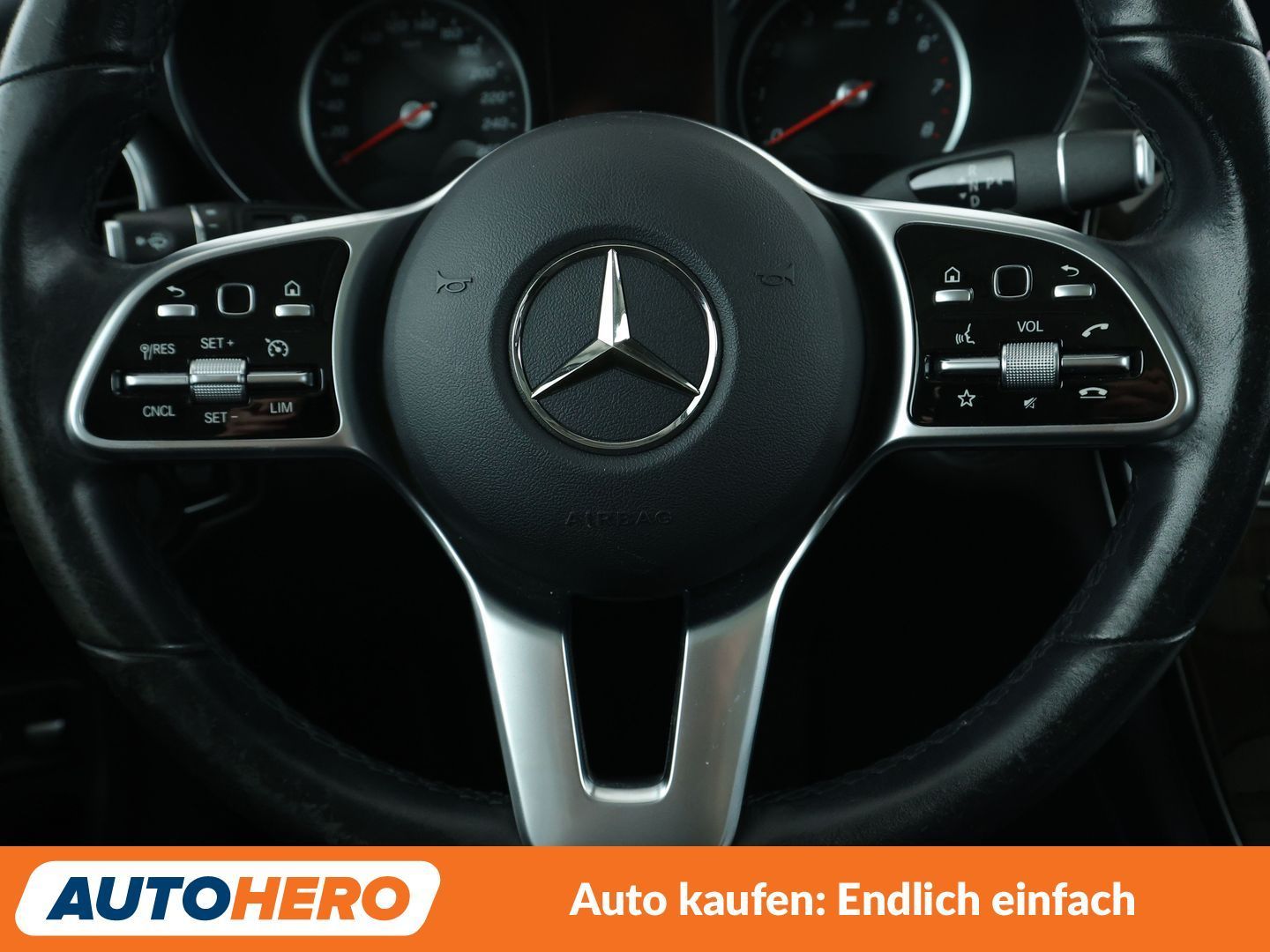 Mercedes-Benz GLC 300e 4Matic AMG Line Aut.*NAVI*LED*TEMPO* foto 19