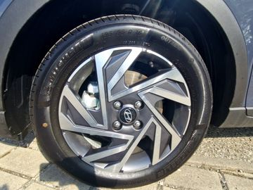 Hyundai BAYON 1.0 T-GDI Trend (90 PS) Komfort-Paket